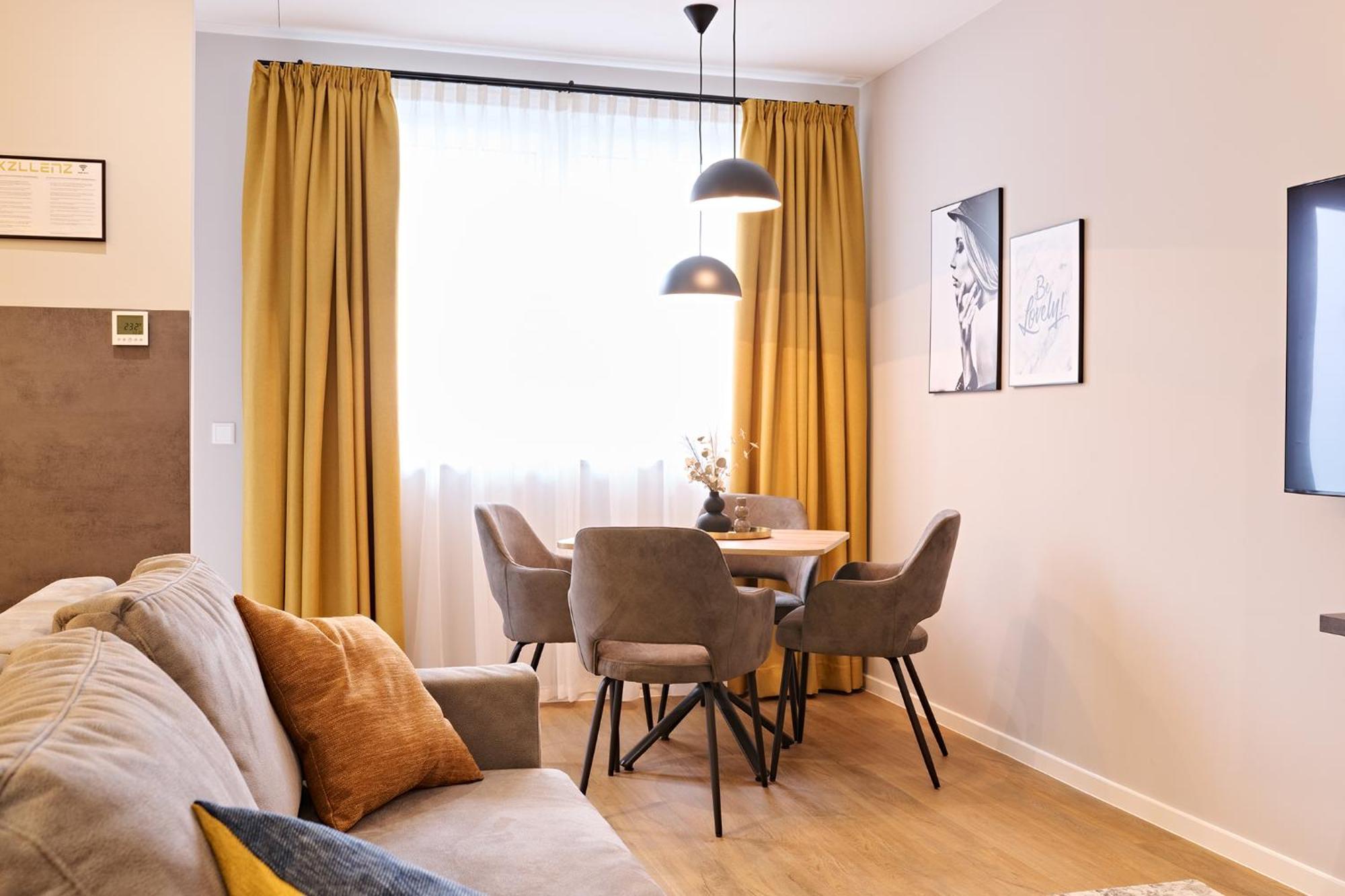 Xzllenz Traum Studio-Apartment, Frei-Parken, U-Bahn, Kueche Nürnberg Dış mekan fotoğraf