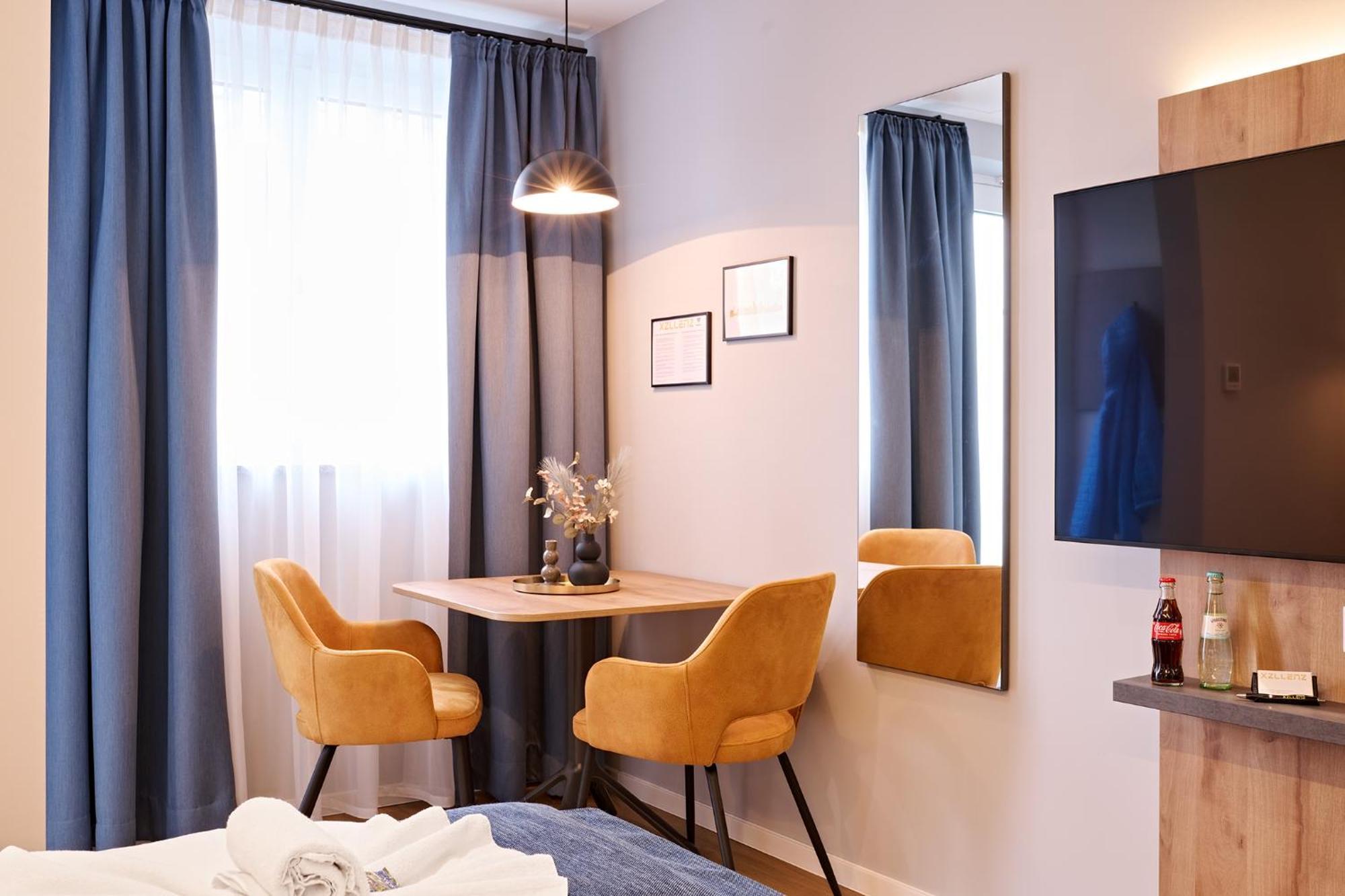 Xzllenz Traum Studio-Apartment, Frei-Parken, U-Bahn, Kueche Nürnberg Dış mekan fotoğraf