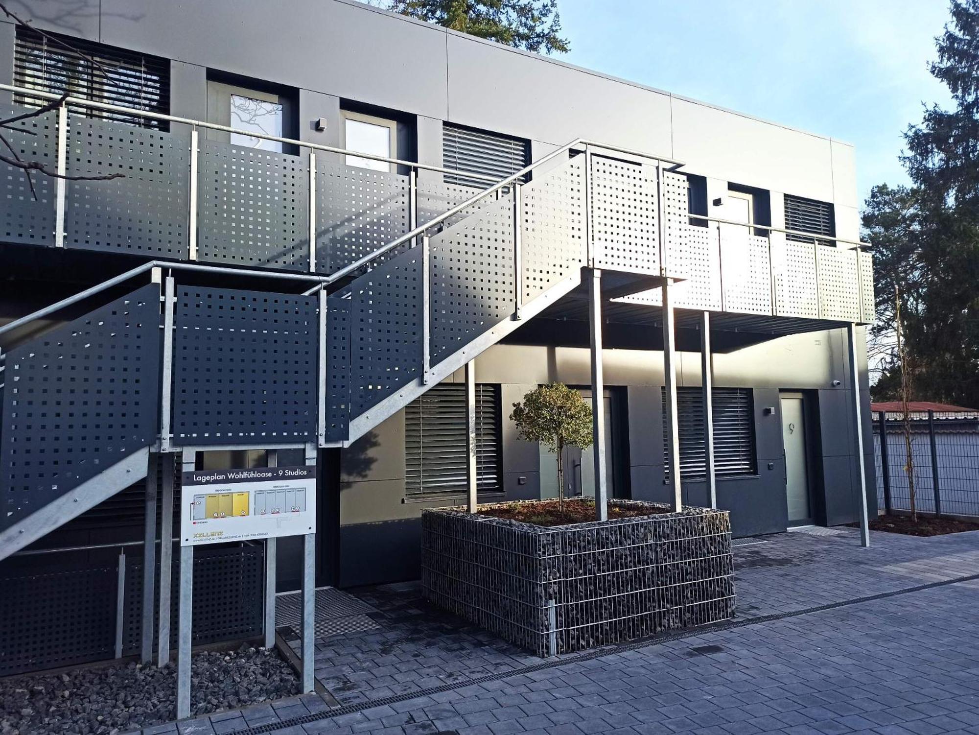 Xzllenz Traum Studio-Apartment, Frei-Parken, U-Bahn, Kueche Nürnberg Dış mekan fotoğraf